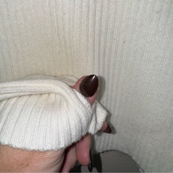 Lulus Cream Ribbed Knit Long Sleeve Cropped‎ Pullover Sweater  Size L - Picture 7 of 9